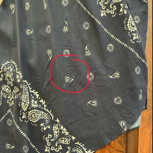 NEW Theory Sopheena Bandana 100% Silk Maxi Skirt In Navy Ivory *damage* - Picture 14 of 15